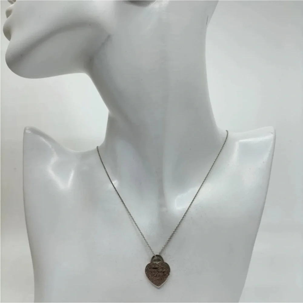 Tiffany & Co Heart Notes Necklace - Picture 6 of 9